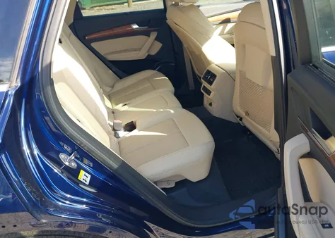 2021 Audi Q5 Premium Plus 45 Tfsi Quattro S Tronic z USA, uszkodzony, nr VIN WA1BAAFY7M2008142